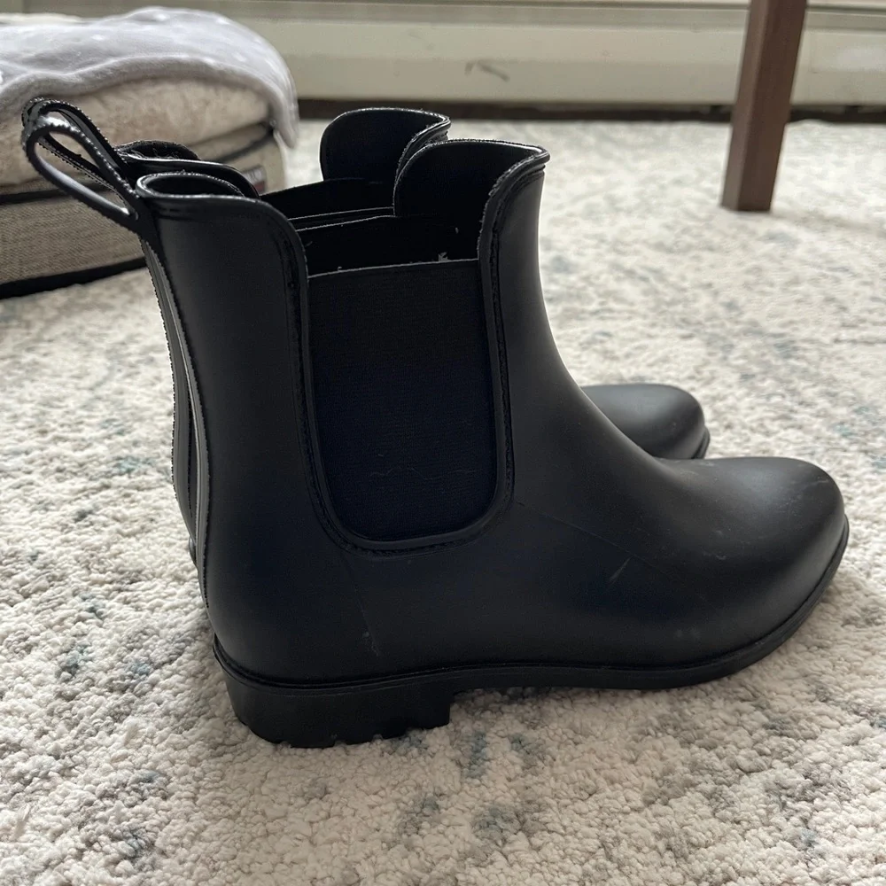 A New Day Chelsea Rain Boot - Picture 3 of 4